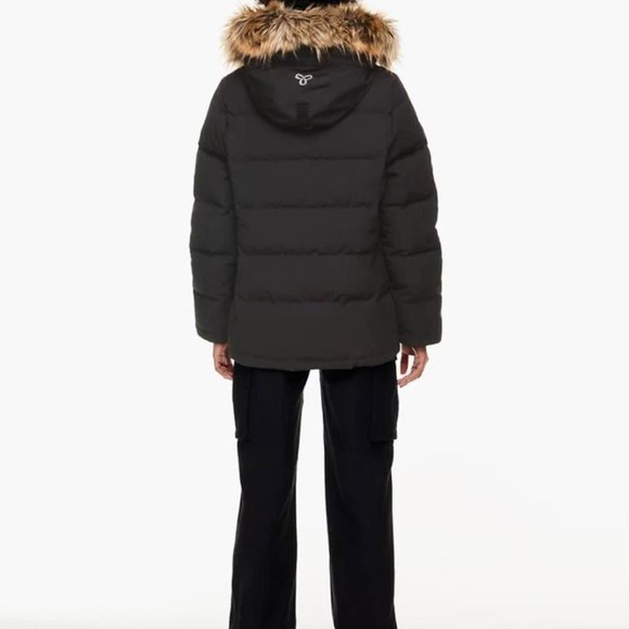 TNA Aritizia winter jacket - Picture 2 of 6